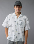 Camisa floral con botones junto a la piscina - Blanco 2154_2755_134_of