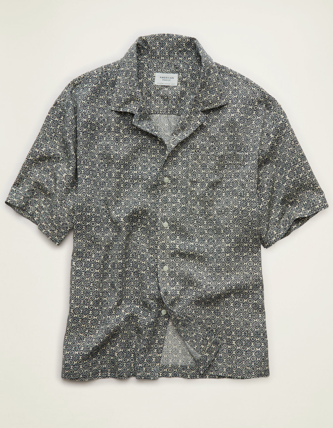 Camisa de ajuste relajado con cuello campana y botones. - Generico 2154_3110_008_f