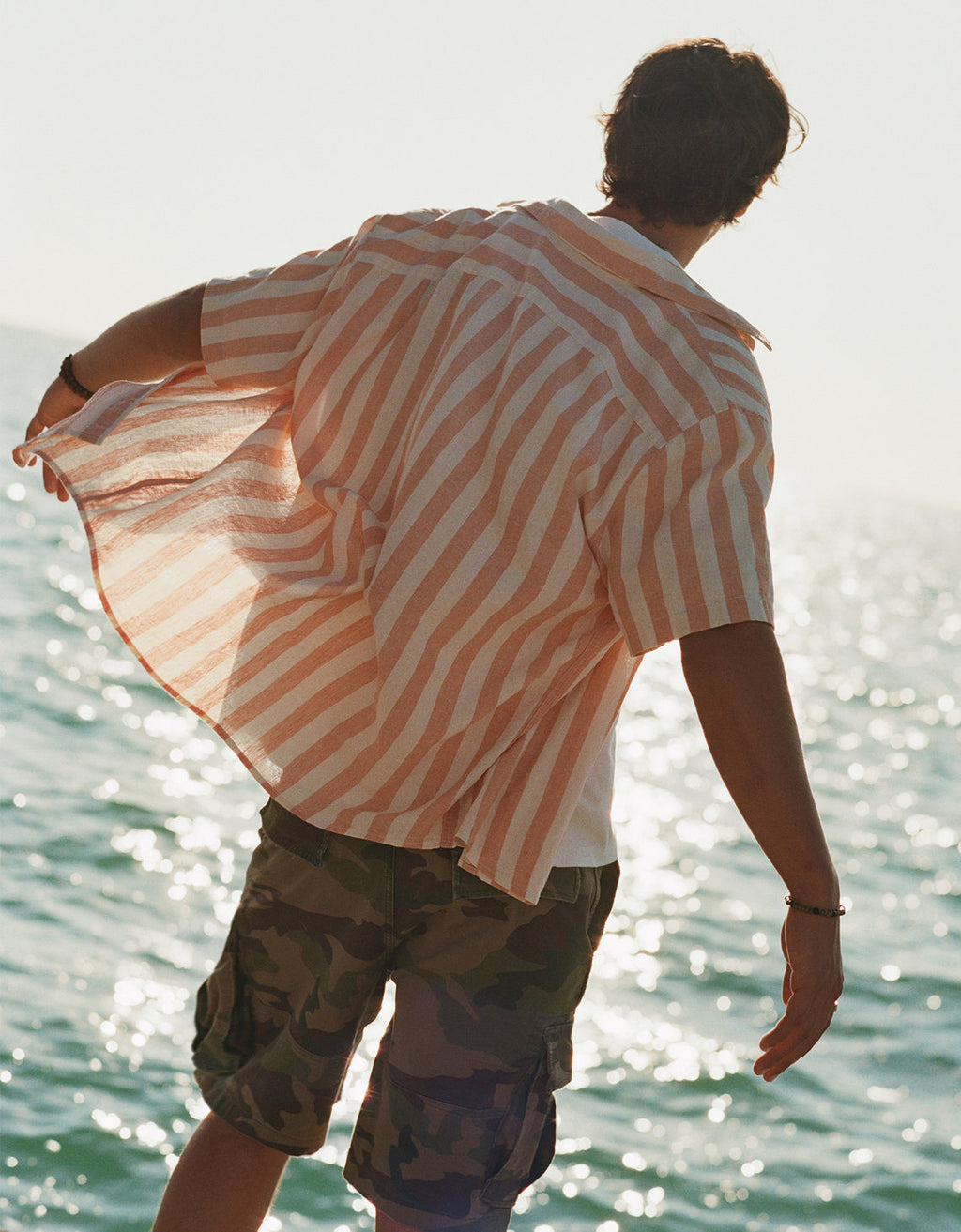 Camisa de lino con botones de ajuste estándar. - Naranja 2154_3155_800_l1
