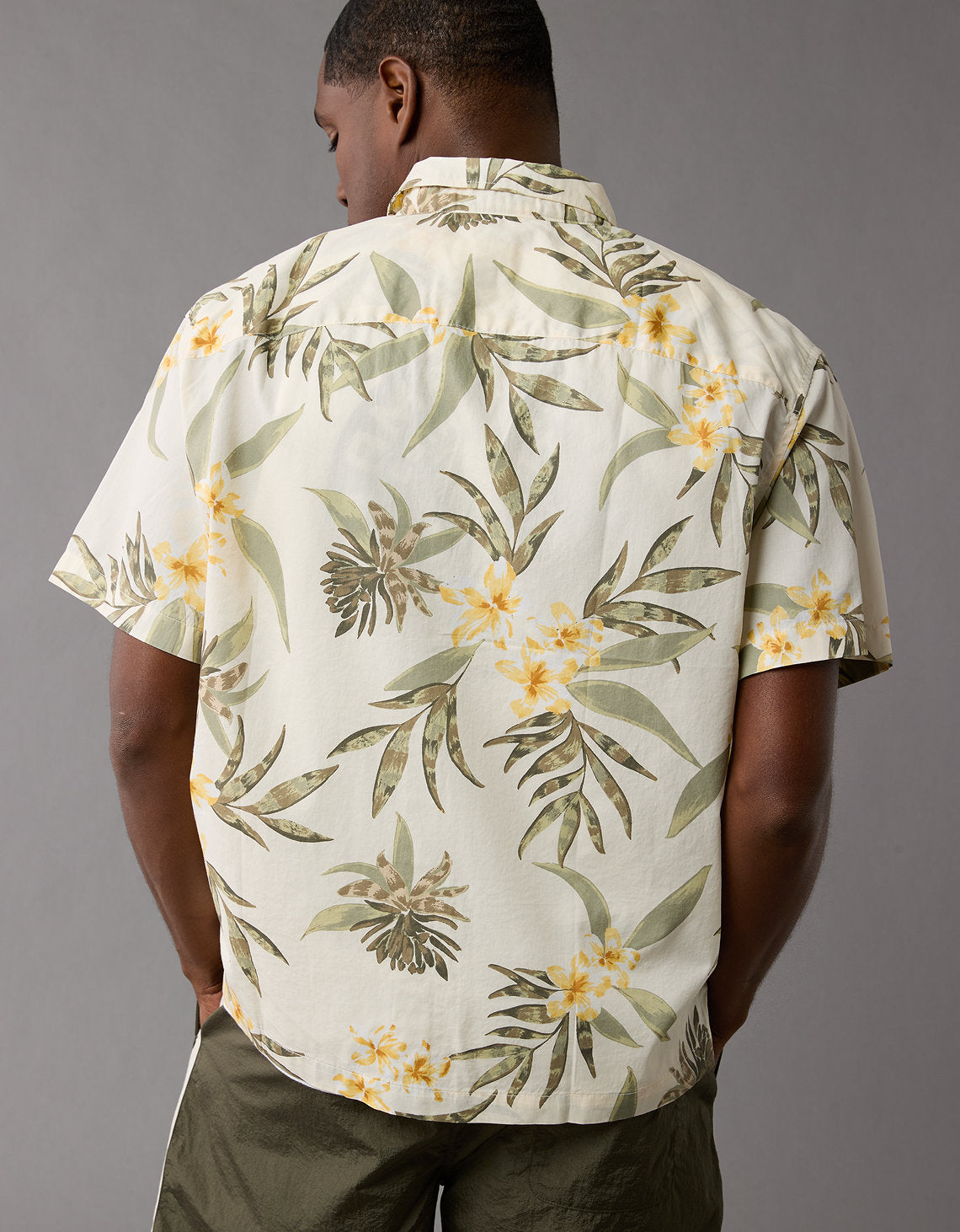Camisa manga corta Ae con estampados - café 2154_6279_212_ob