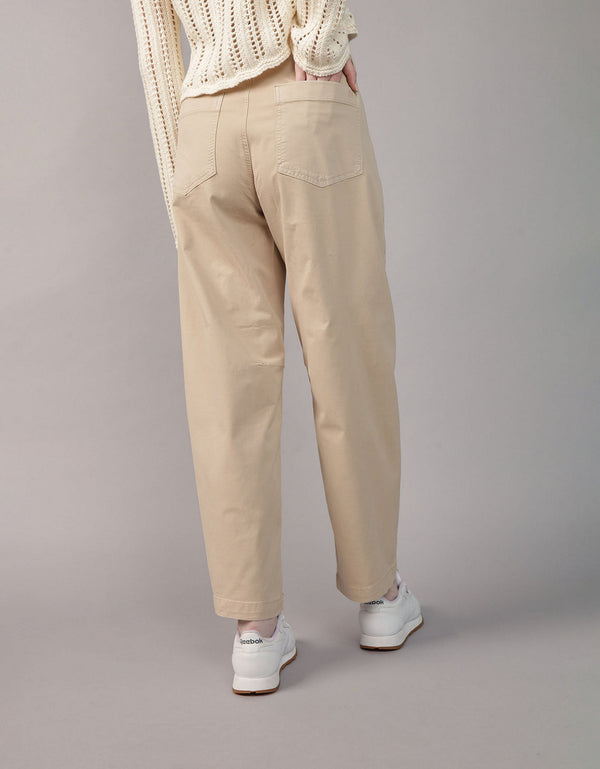 Pantalón barrel de mujer AE - Generico