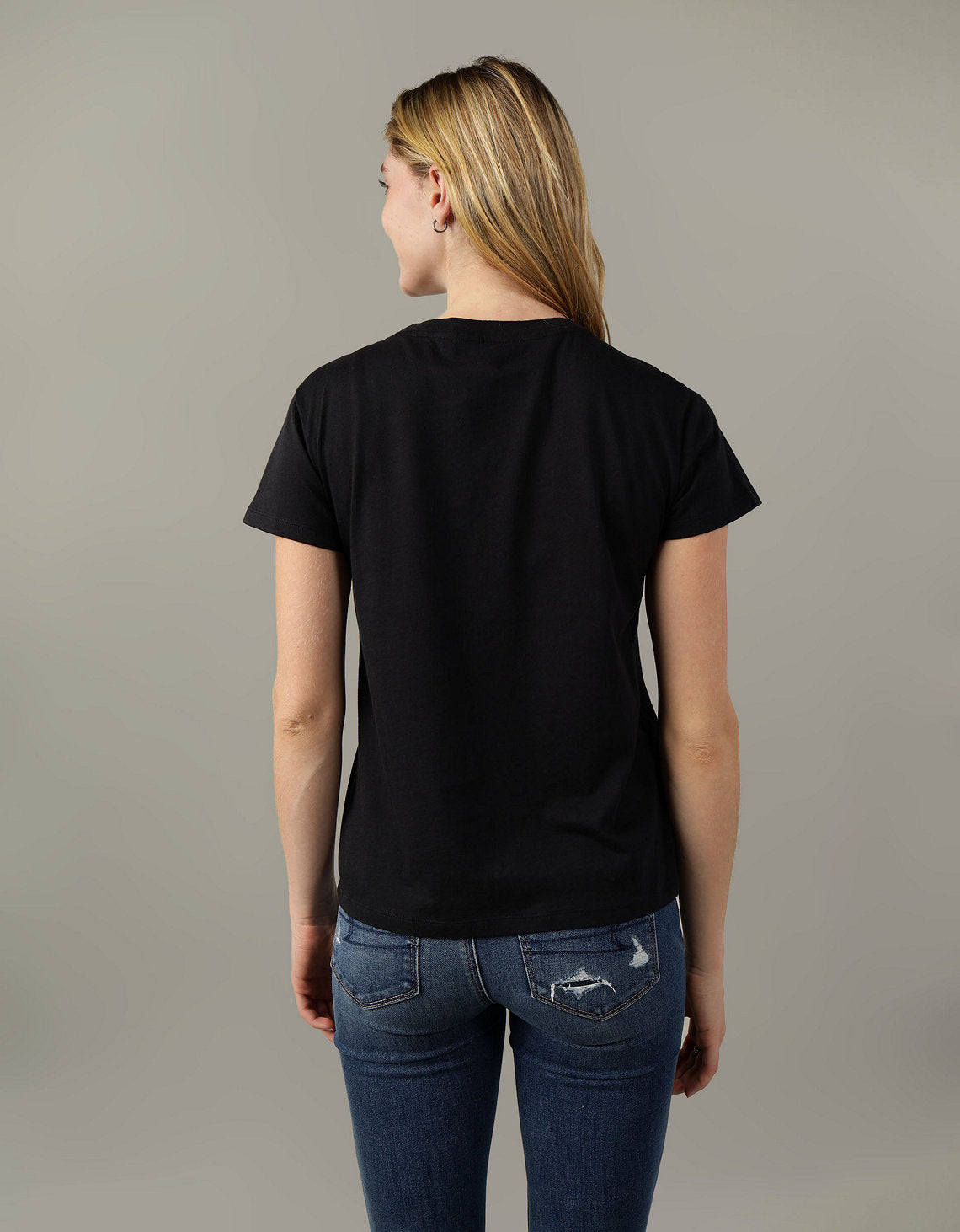 Camiseta Básica Manga Corta Mujer AE - Negro 2370_9465_001_ob