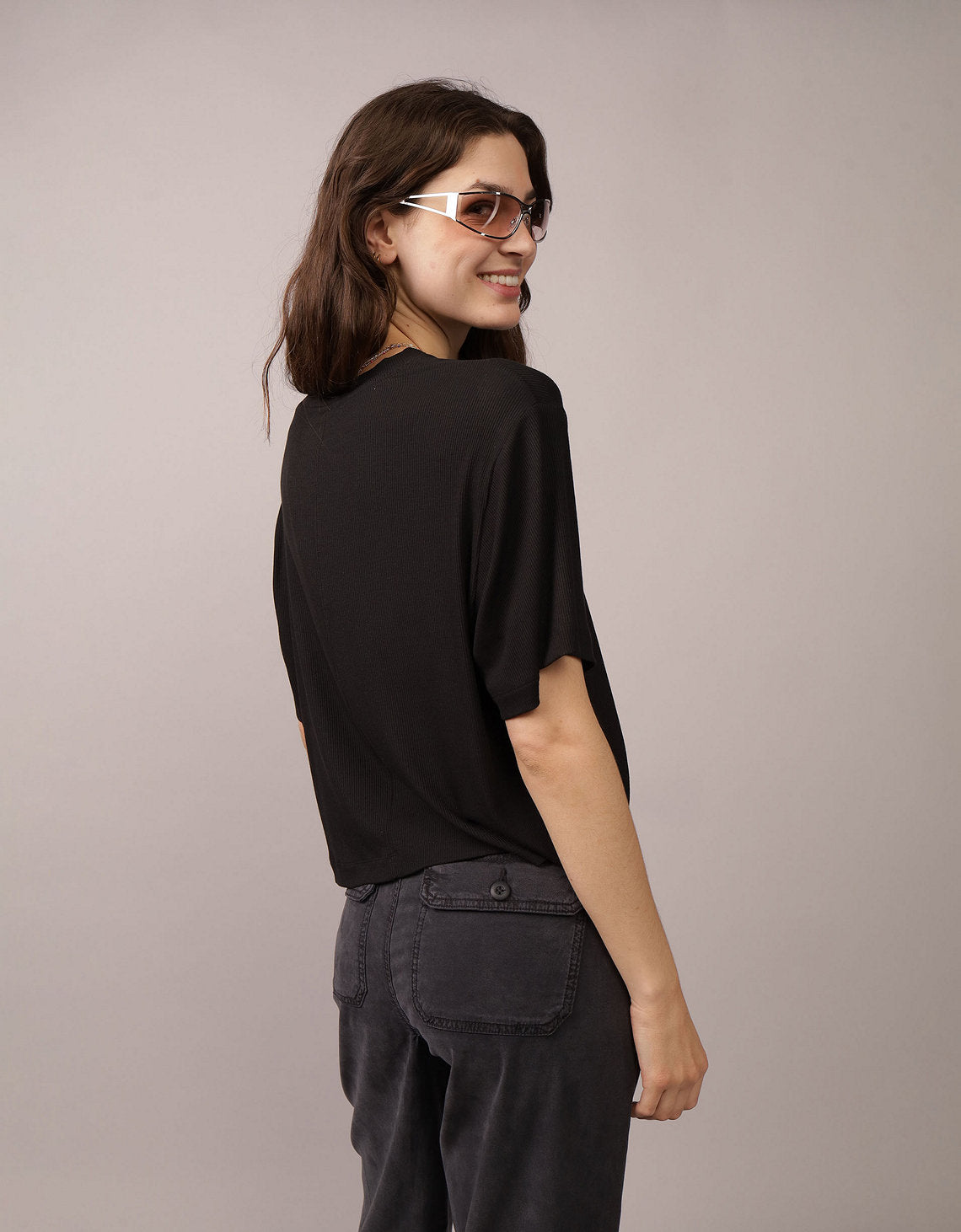 Camiseta Musculosa Soft & Sexy de Ae - Negro 2372_1099_001_ob