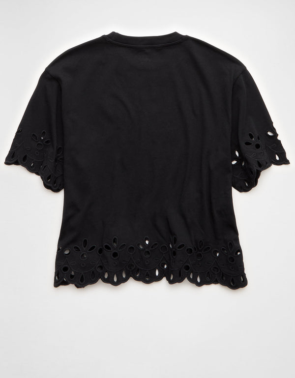 Camiseta Boxy Oversized con Ojal Ae - Negro