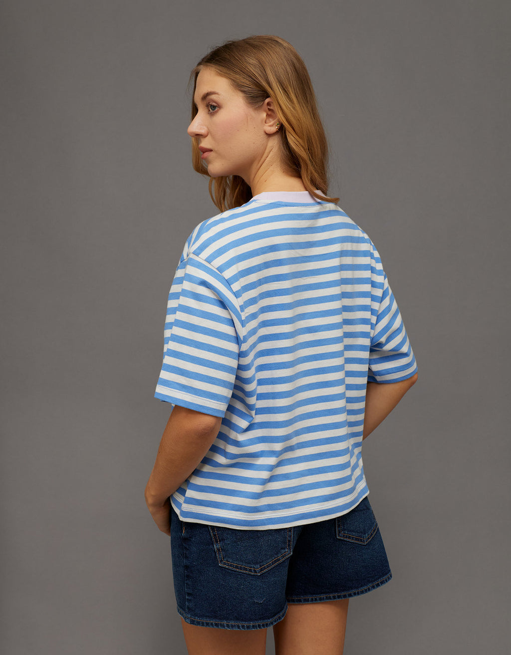 Camiseta a rayas tipo Boxy Ae - Azul 2372_1831_400_ob