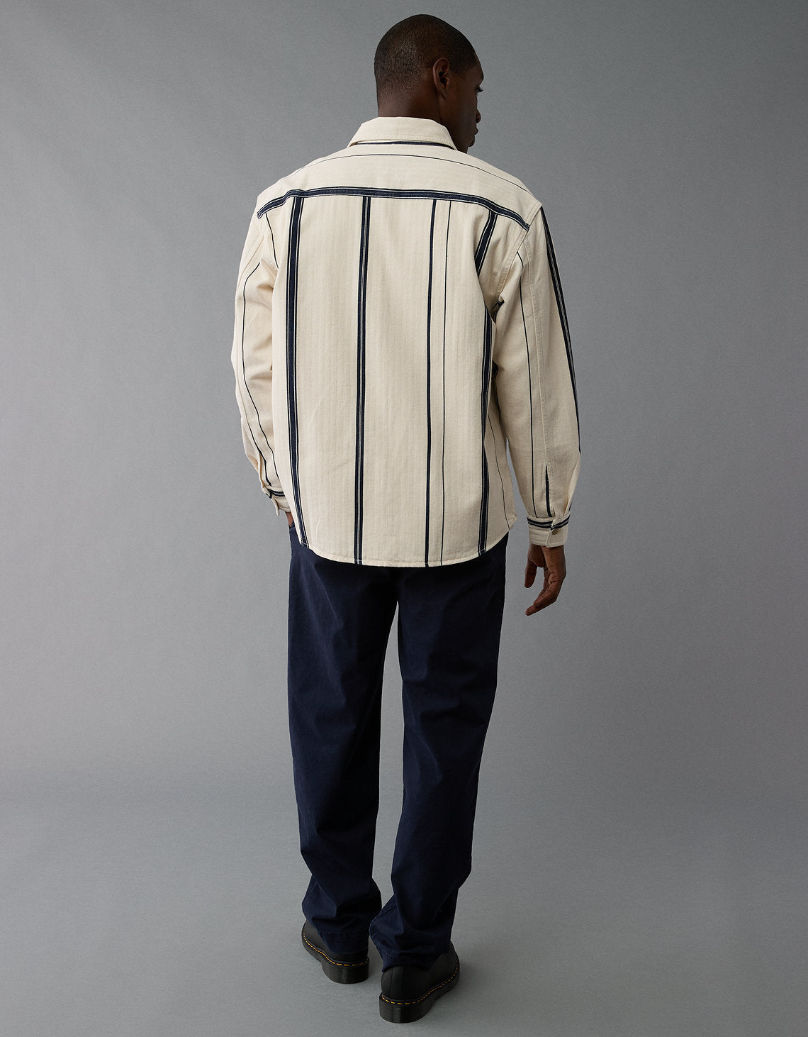Camisa de rayas oversized Hombre AE - Generico 2512_6346_102_d2
