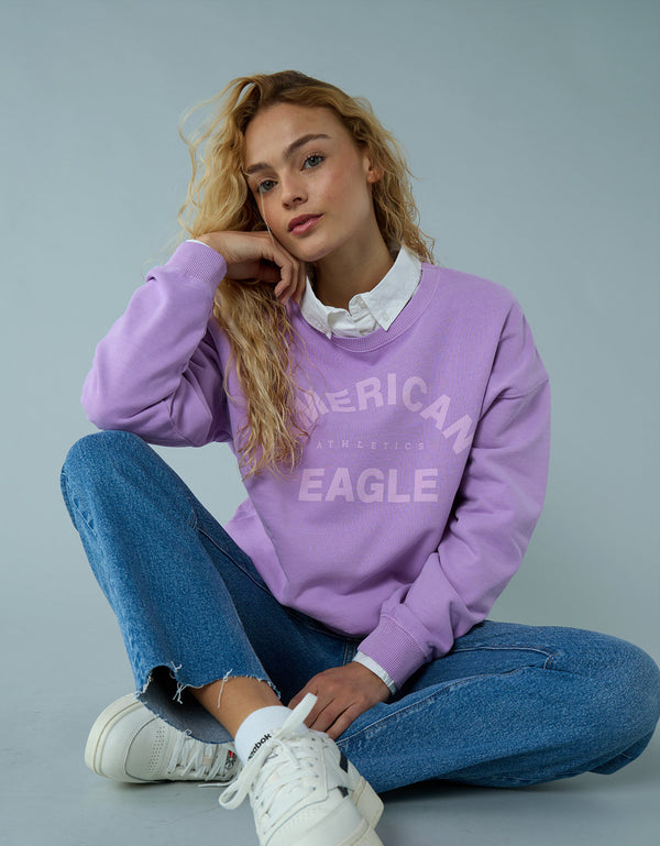 Buzo cuello redondo con gráfico de mujer AE - Morado