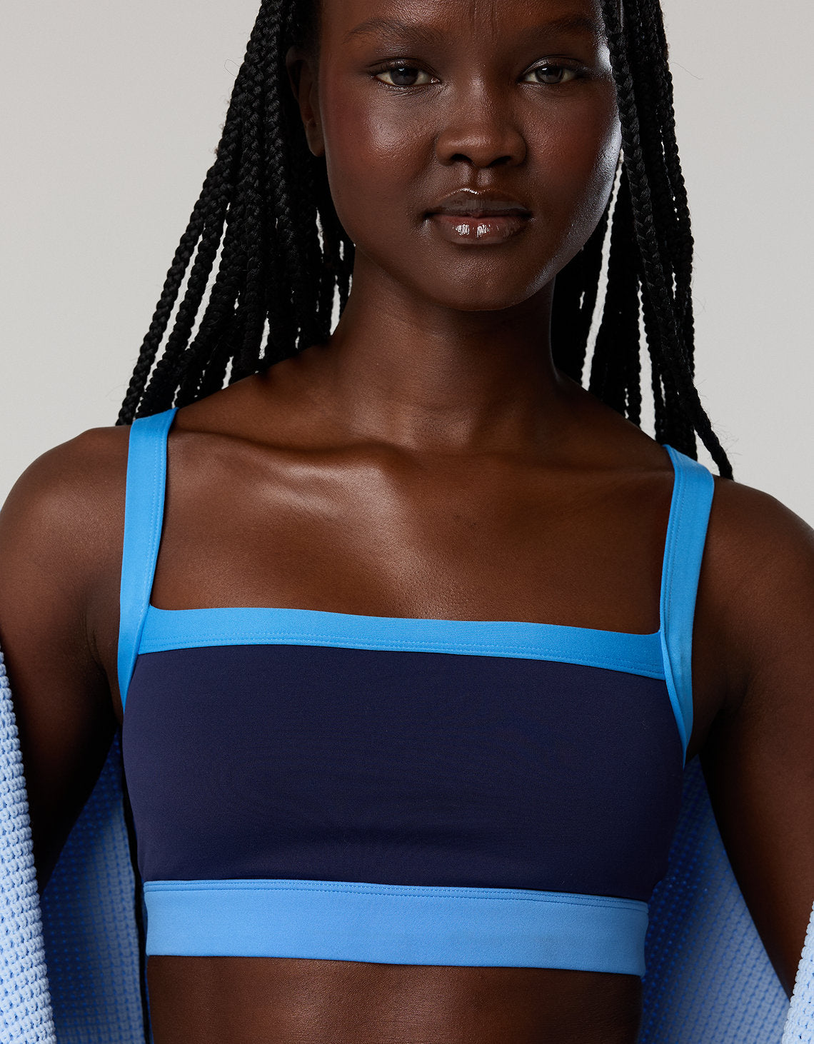 Sujetador deportivo colorblock Xtra Real me de Offline by Aerie - Azul 2696_1719_890_of