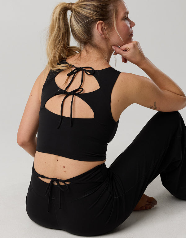 Sujetador Deportivo Largo con Lazo en la Espalda de Offline by Aerie Real Me Xtra - Negro