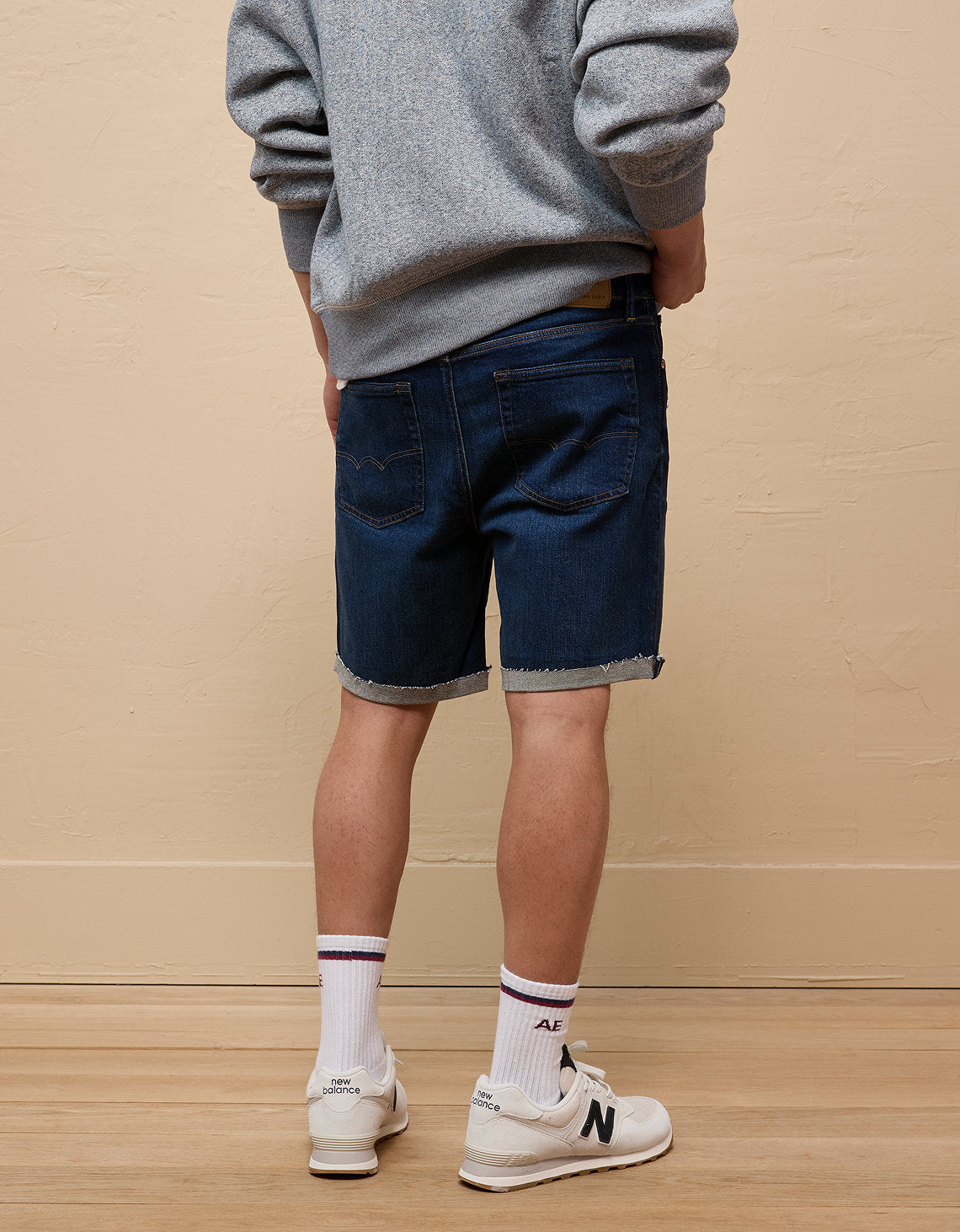 Bermuda en Denim con desgaste Hombre AE - Generico 3131_7802_928_ob
