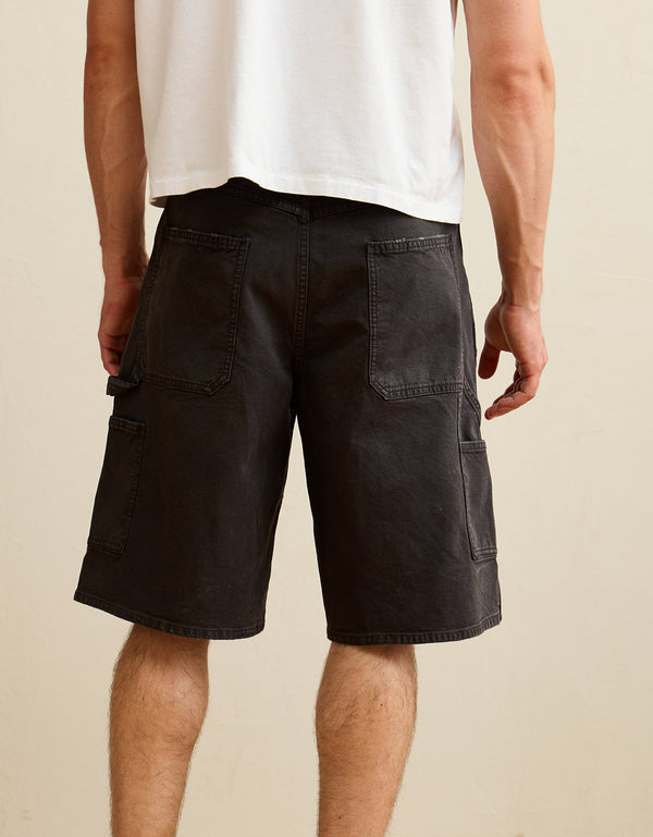 Shorts de mezclilla anchos estilo carpintero. - Negro