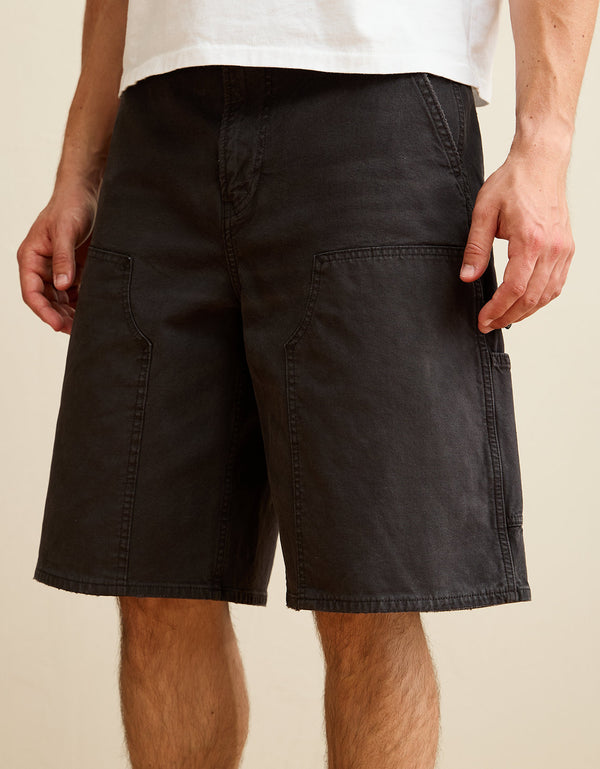 Shorts de mezclilla anchos estilo carpintero. - Negro