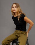 Camiseta Texturizada con Cuello en V - Negro 3375_1823_073_of
