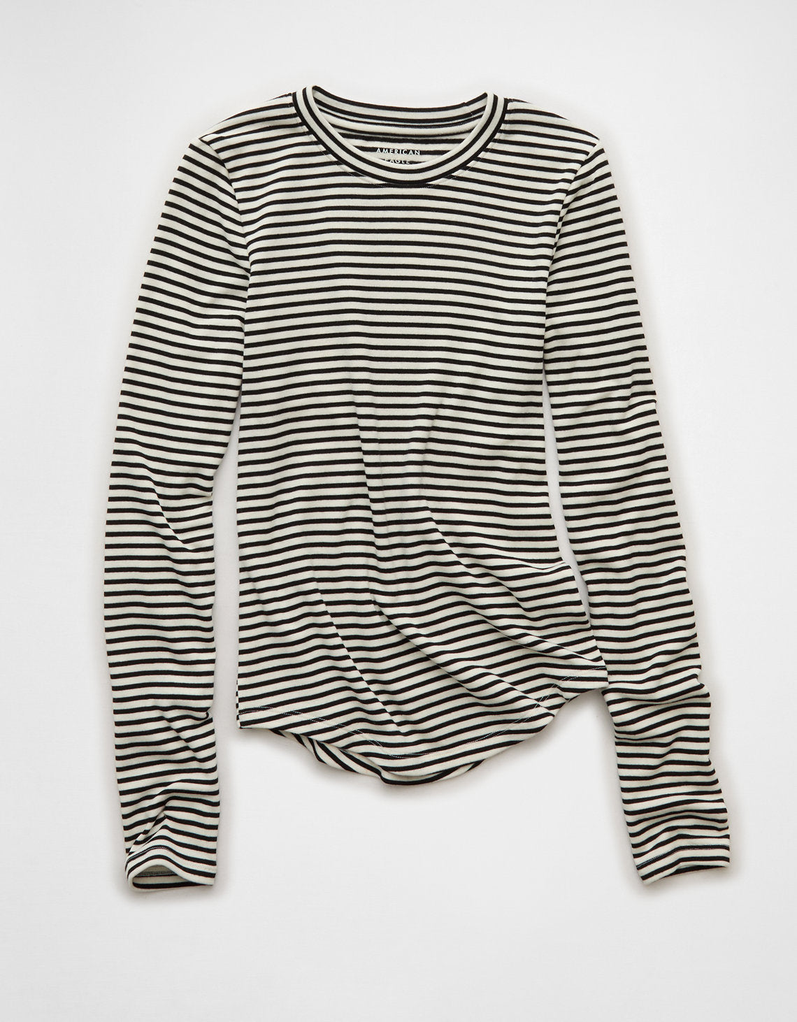 Camiseta de Manga Larga Tipo Henley Ae - Negro 3376_1391_032_f