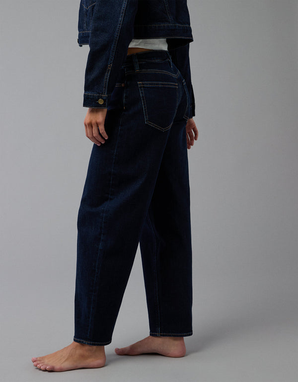 Jean barrel con stretch mujer AE - Azul