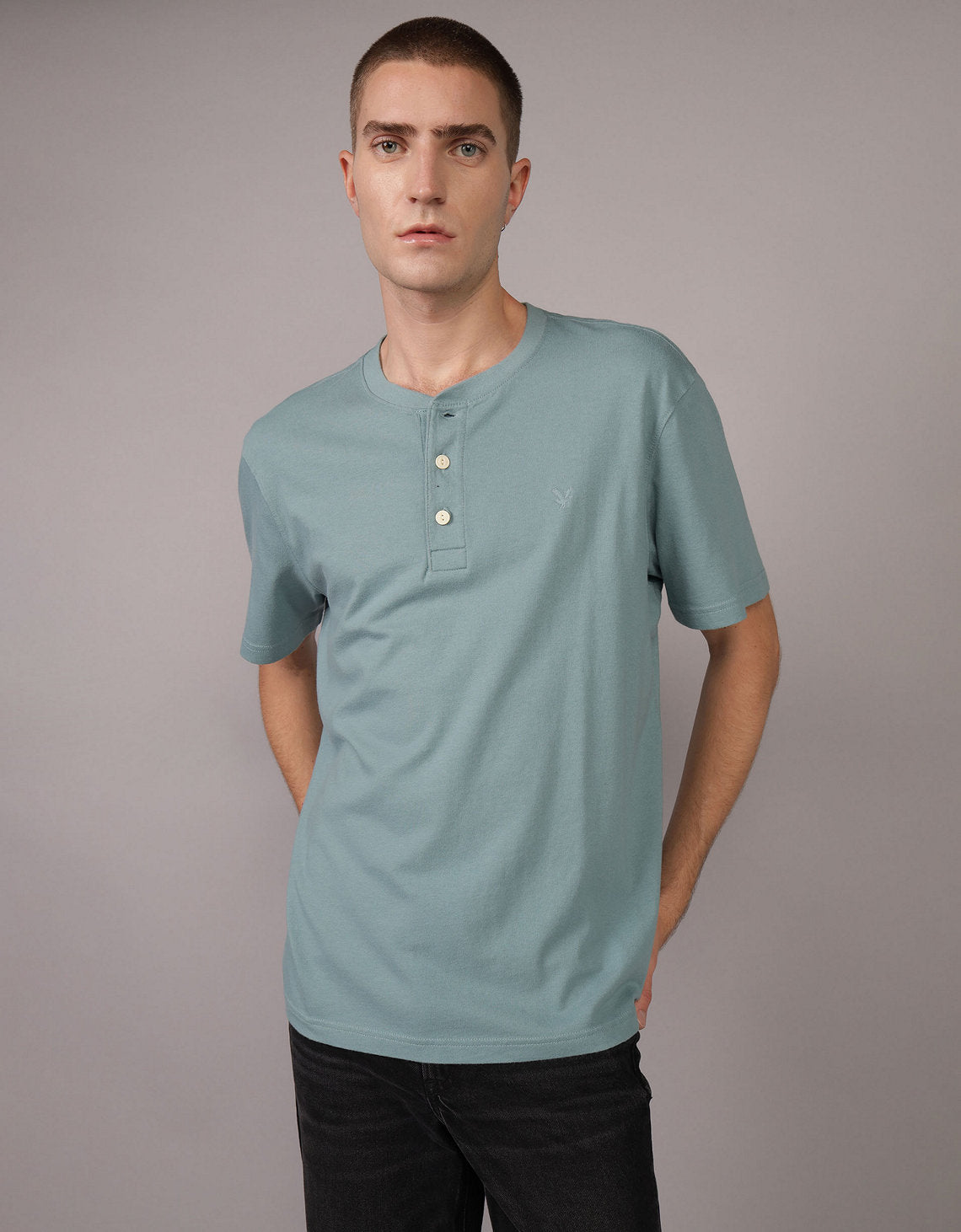 Camiseta cuello Henley manga corta Hombre AE - Azul 4165_1740_393_of
