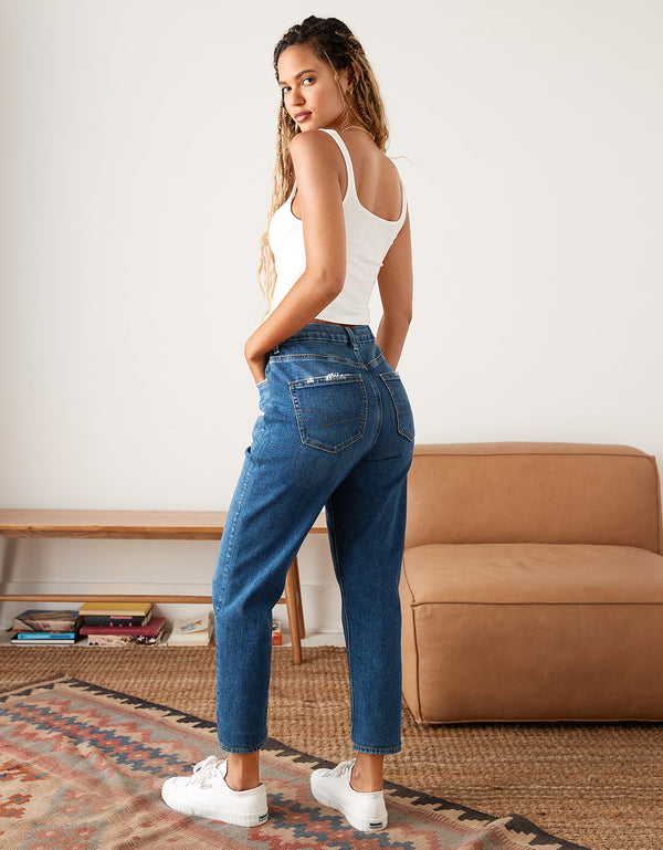 Ae Stretch Curvy mom Jean - Azul