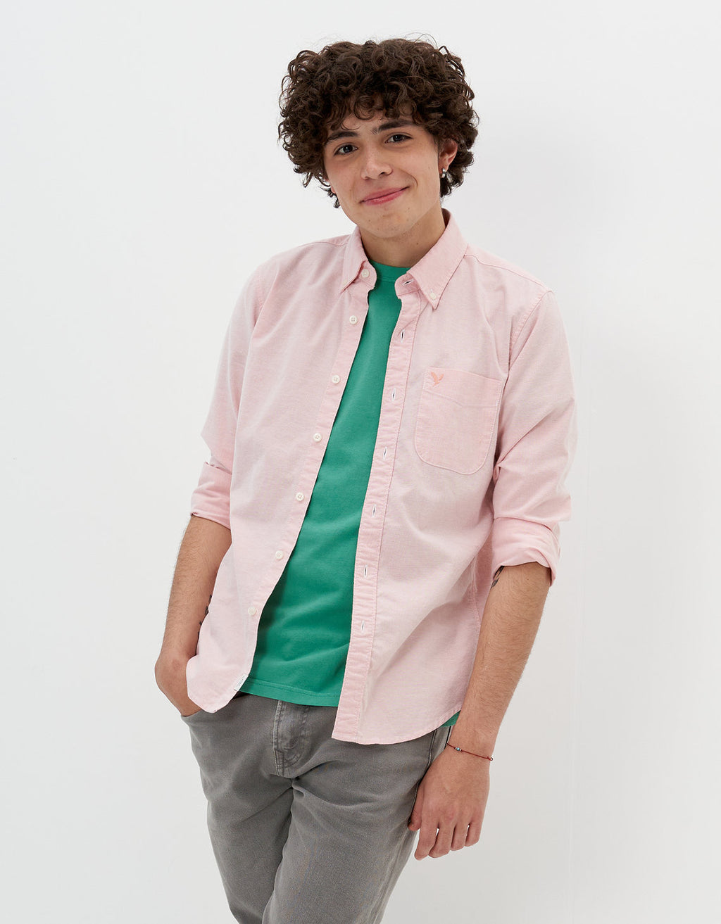 Camisa AE Oxford corte ajustado con botones al frente - Rojo 5153_2178_815_of