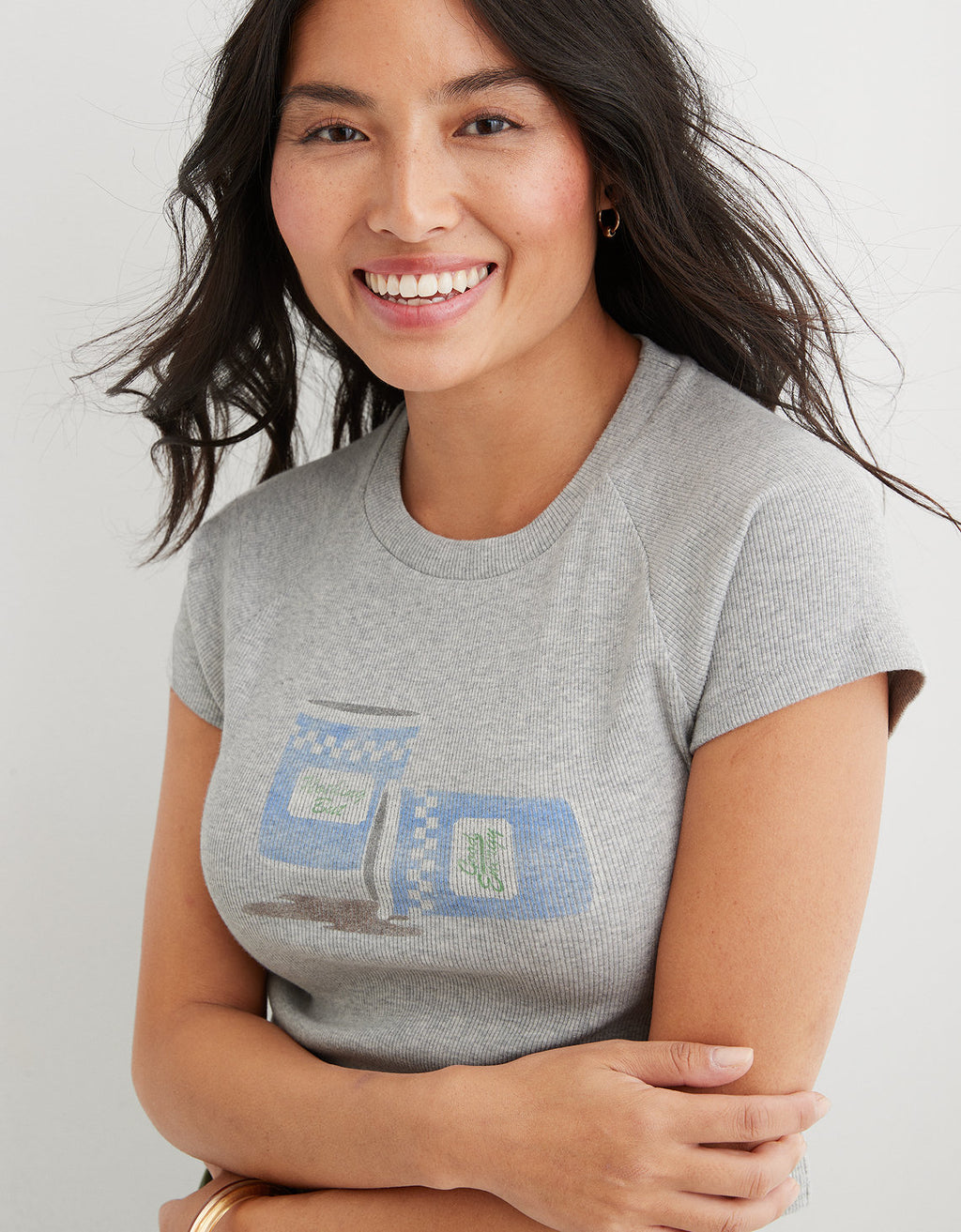 Camiseta Aerie con detalle en frente - Gris 5496_3175_012_os