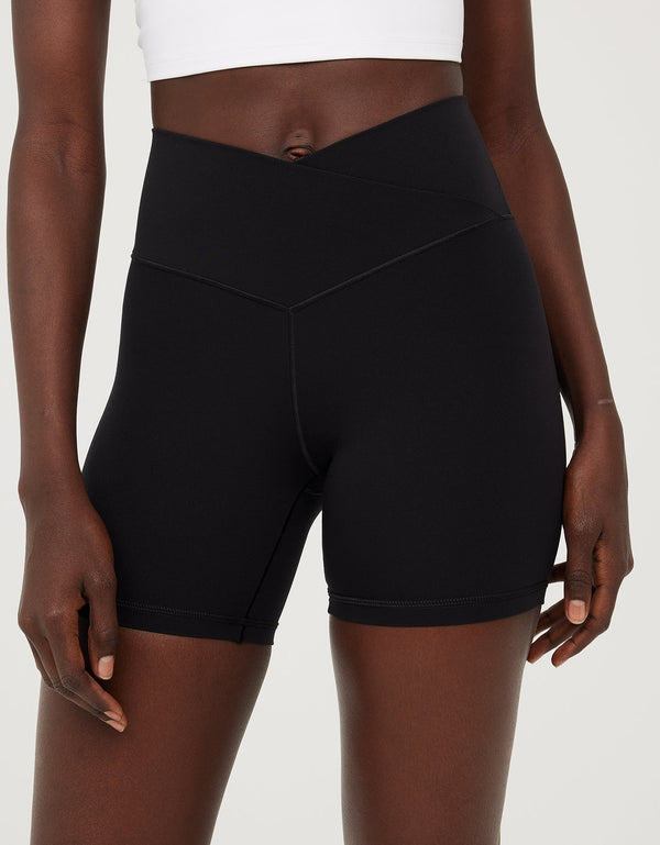 Short tipo Bike Mujer Offline - Negro