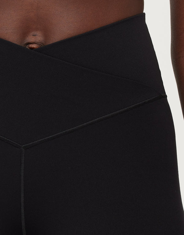 Short tipo Bike Mujer Offline - Negro